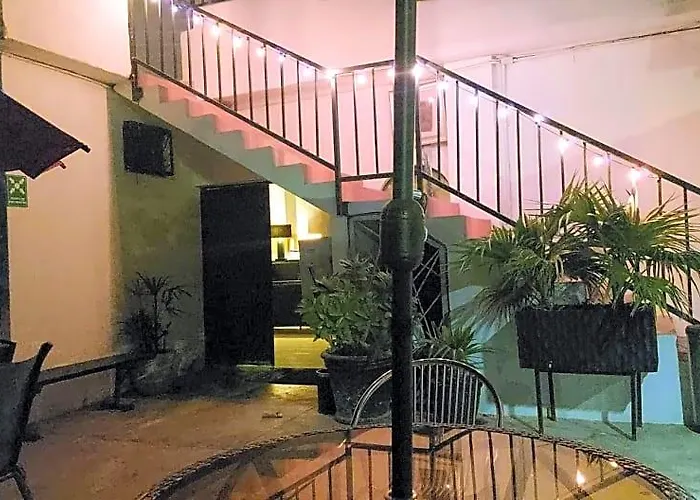 Hotel Oyo Aeropuerto 2*