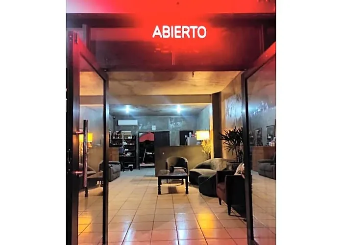 Oyo Aeropuerto Cabo San Lucas